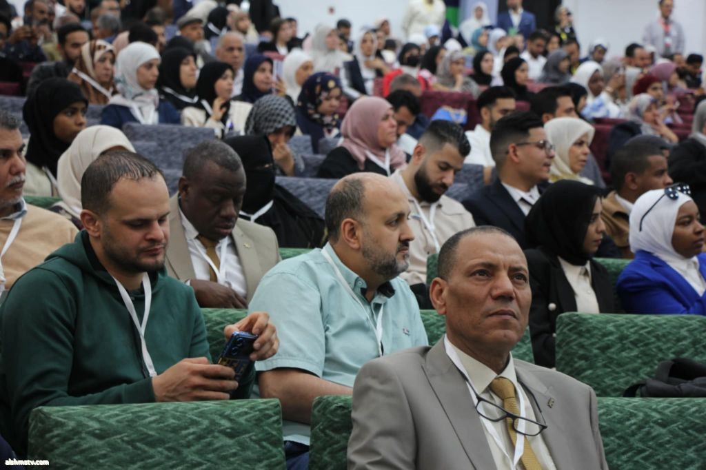 [SIZE="5"]المؤتمر الدولي الرابع لطب المختبرات   ريم العبدلي -ليبيا