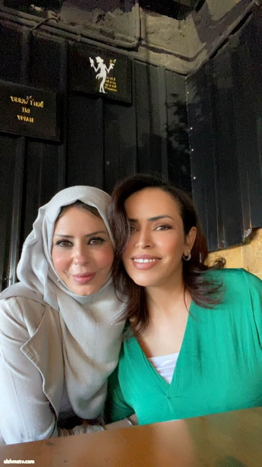 ‎Jawaher Al Marie‎‏ مع ‏د.عروبه يحيى الخوالده‏.  · متابعة لقاء دافي لا سيما أننا لسنه بحاجة ترجمة الجلسة كانت برعاية لسان البدو