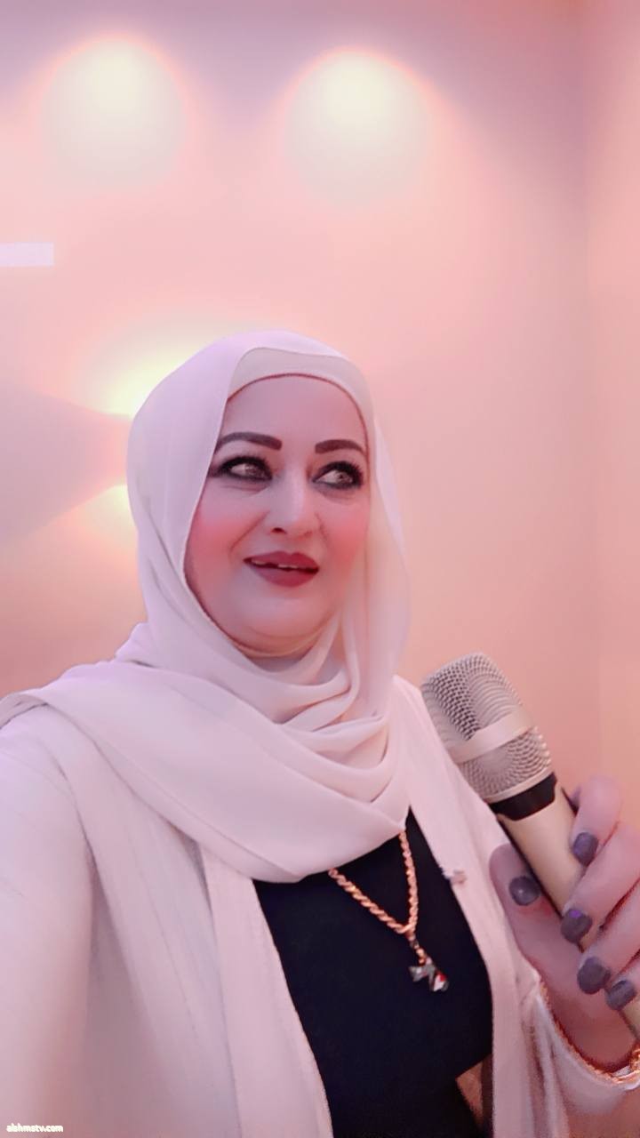 سوسن الشوملي عاقر عروبة اليوم من غير كذب  قد شاع الرياء فيها في الصحف والكتب