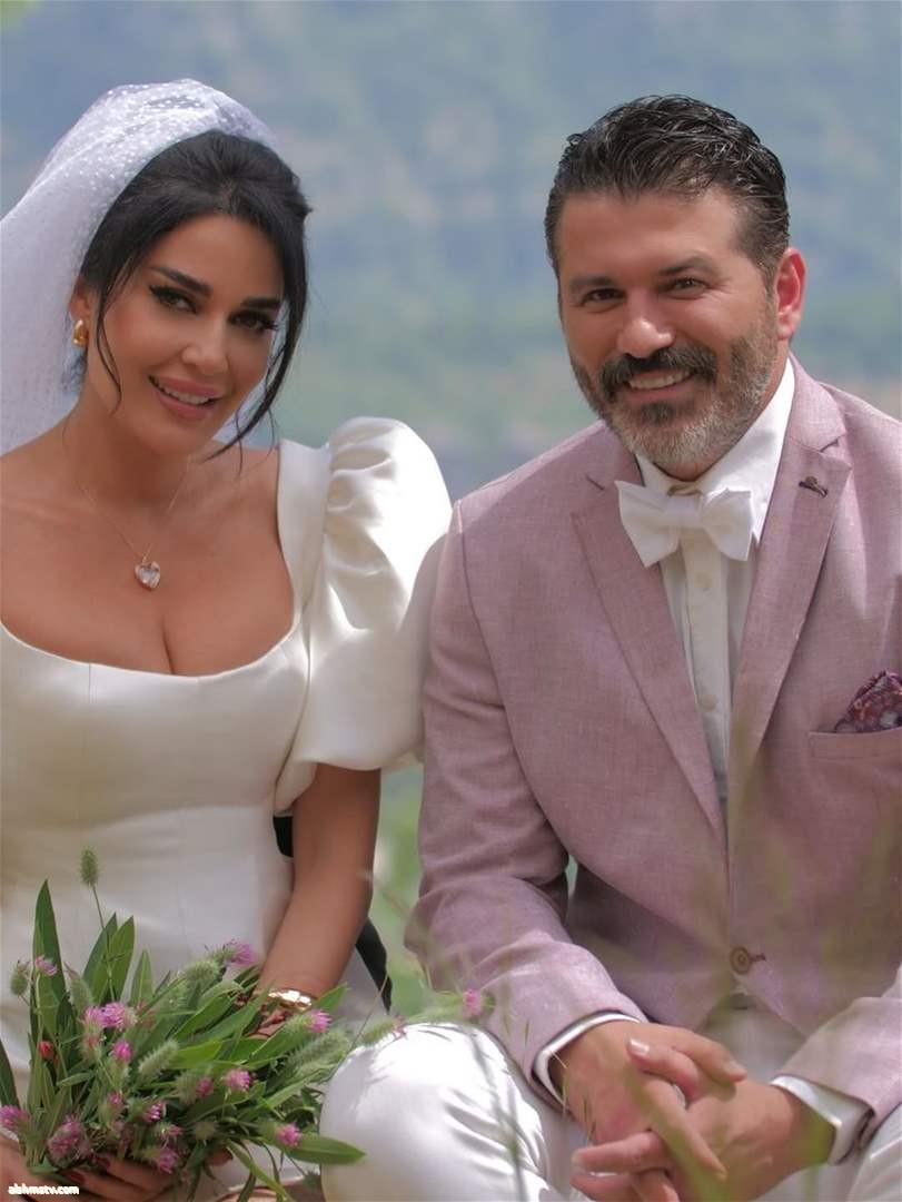 زواج يزن السيد من سيرين عبد النور يغضب ابنه.. فيديو طريف يتصدر زواج يزن السيد من سيرين عبد النور يغضب ابنه.. فيديو طريف يتصدر