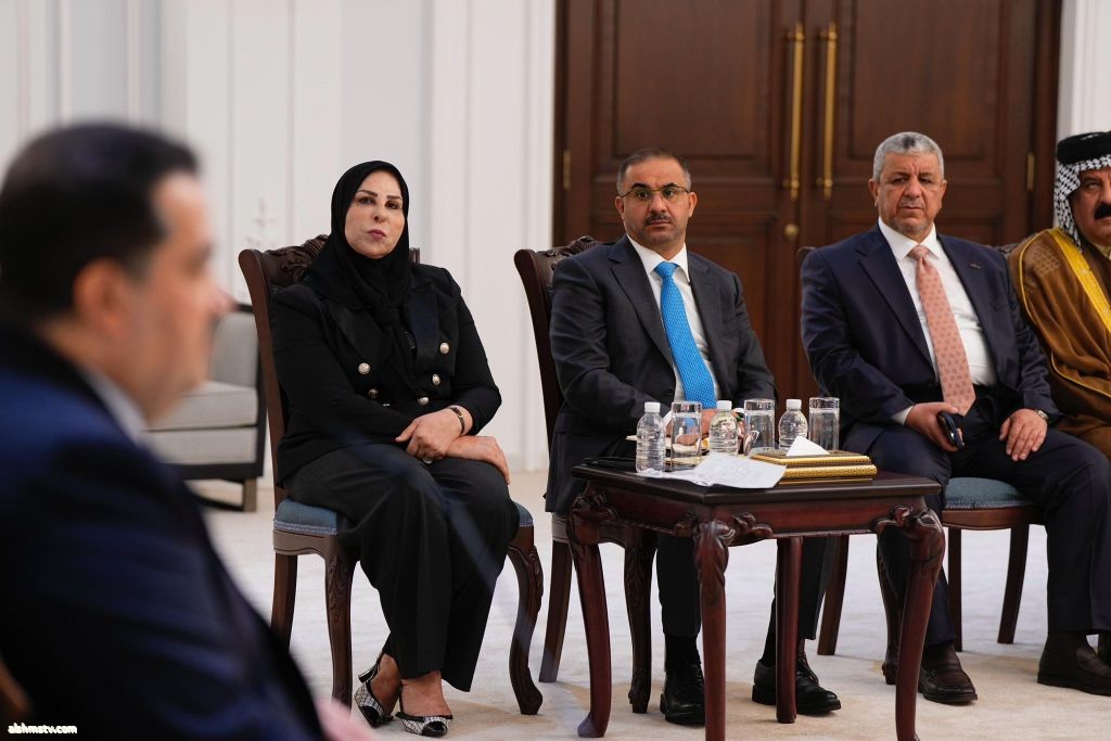 عالية نصيف تشيد باستجابة رئيس الوزراء لطلبها الذي تقدمت به خلال ترؤسها وفداً من وجهاء مناطق بغداد بشأن تمليك الأراضي لشاغليها وفقاً للقرار 320