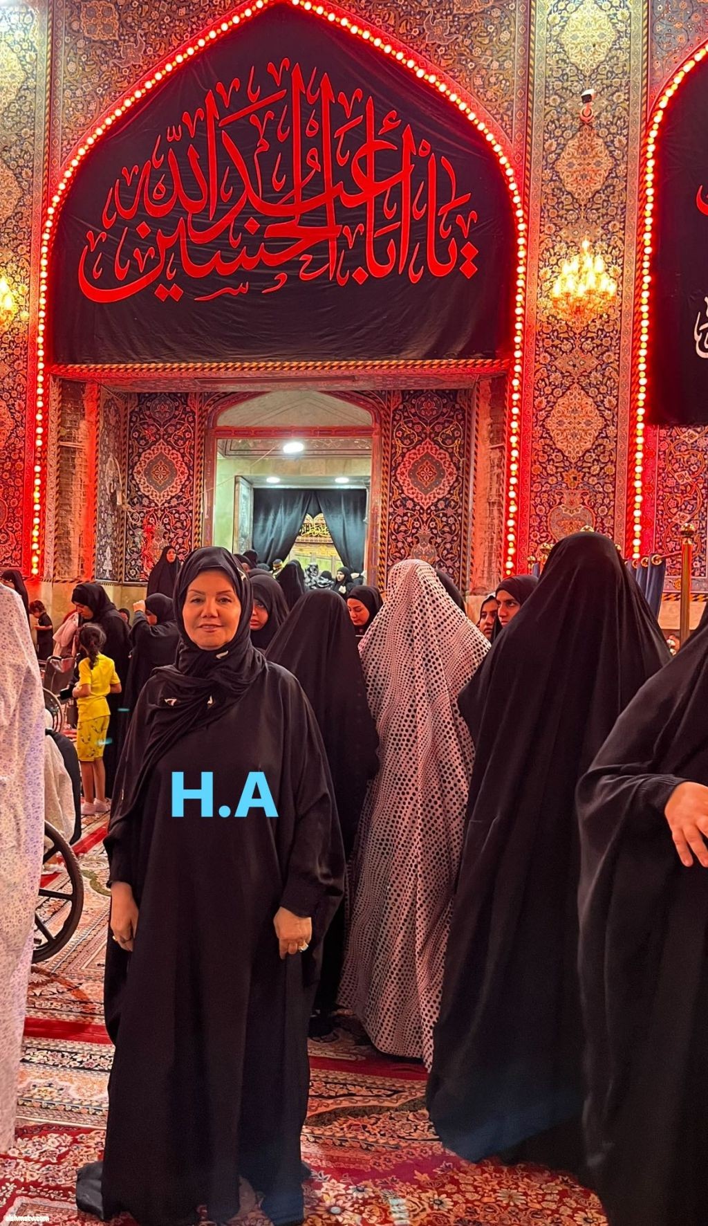 Hind Ahmad مجلس سيدات الأعمال برئاسة الدكتورة صباح التميمي /في هذه الايام المباركة ،، زيارتنا إلى الإمامين عليهما السلام ابي عبدالله الحسين وأخيه أبى الفضل العباس عليهما السلام…..في كربلاء…