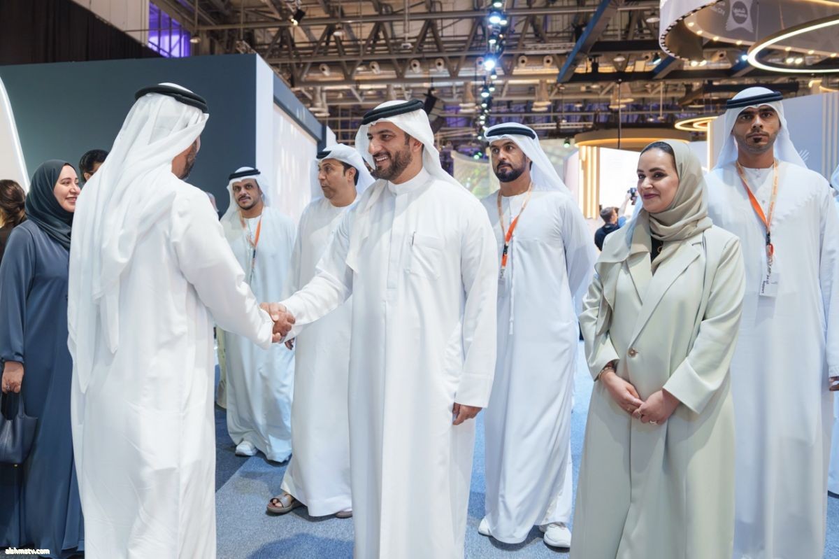 سلطان بن أحمد القاسمي يتفقد الأجنحة المشاركة والفعاليات المصاحبة بالمنتدى الدولي للاتصال الحكومي