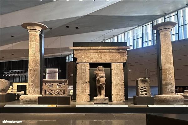 مصر تبهر العالم بكنوز الفرعون الذهبي خلال افتتاح المتحف المصري الكبير مصر تبهر العالم بكنوز الفرعون الذهبي خلال افتتاح المتحف المصري الكبير