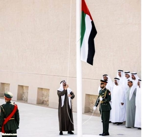 محمد بن زايد: أبناء الإمارات يجتمعون على حب الوطن والمسؤولية تجاه إعلاء رايته خفّاقة
