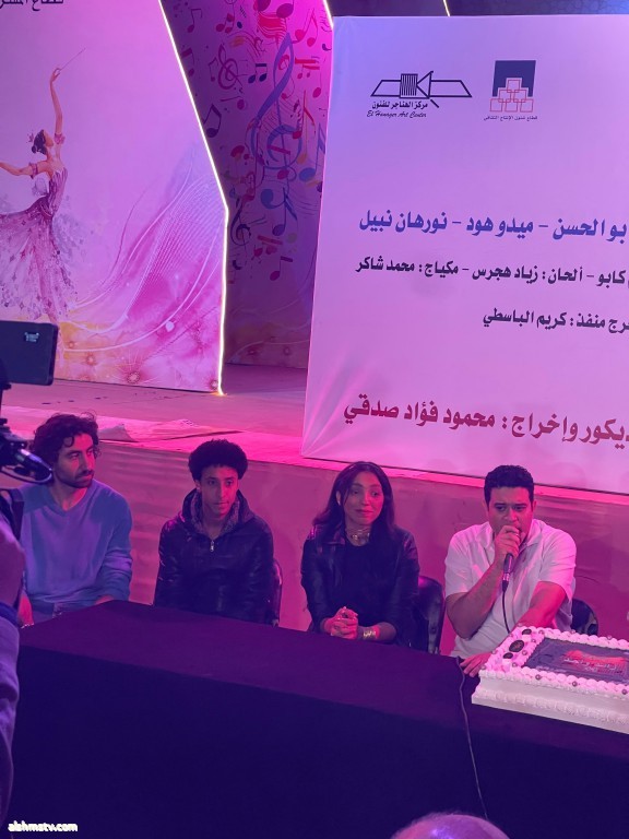 «علاء قوقة» يحتفل ببدء تجهيزات عرض زائد واحد في الأوبرا