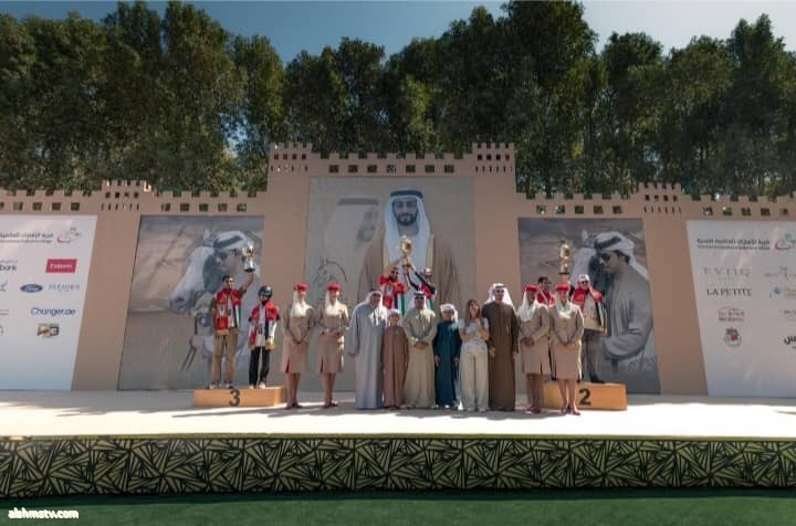 عبد الله أحمد يتوج بطلاً لكأس زايد بن منصور للقدرة.  أبوظبي ريم العبدلي