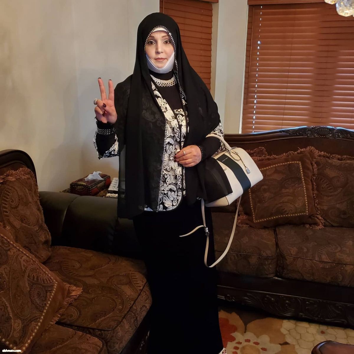 السيده انغام مهدي هاشم الموسوي الكاتبة والاعلاميه.والناشطه الاجتماعية وصاحبه الموقع الاعلامي في الولايات المتحدة الأمريكية السيده انغام مهدي هاشم الموسوي الكاتبة والاعلاميه.والناشطه الاجتماعية وصاحبه الموقع الاعلامي في الولايات المتحدة الأمريكية