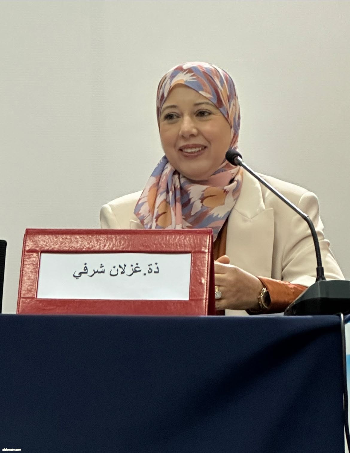 غزلان شرفي أهواكِ غزلان شرفي أهواكِ