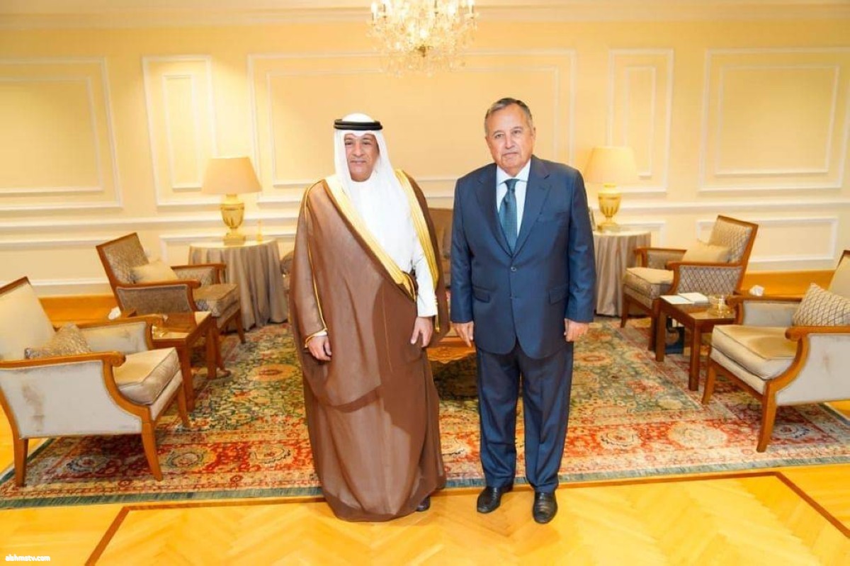 الجامعة العربية و"التعاون الخليجي" يؤكدان أهمية توحيد الجهود لمواجهة التحديات الإقليمية الجامعة العربية و"التعاون الخليجي" يؤكدان أهمية توحيد الجهود لمواجهة التحديات الإقليمية