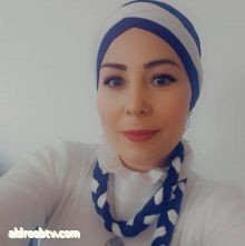 هبٰٰة كہٰسہٰابٰٰ  قبل سنوات طويلة كنتُ أعمل مدرسة بدوام كامل، ومتطوعة في مؤسسة،