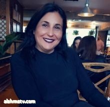 حينما يمر طيفك امامي يلمع ضوء القمر ويشع ليلي بنور وجهك واسرح ببسمتك فتصيب قلبي بسهم قاتل يميتني ثم يحييني....مريم ابوزيد