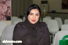 Moltaqa Alqossah صور متفرقة من الأمسية التي استضيفت فيها الأستاذة القديرة Salwa Alkhalifa للحديث عن تجربتها في أدب الطفل والمناقشة التي دارت حولها.