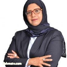 Lulwa AlMutlaq  تتقدم رئيسة جمعية الإداريين  البحرينية الدكتورة لولوة المطلق وأعضاء مجلس الإدارة بخالص التهنئة للسيد محمد عيسى، عضو مجلس الإدارة الموقر والامين المالي، على إنجازه الرائع في تسلق جبل كوسيوسكو، أعلى جبل في القارة الأسترالية على ارتفاع 2228 م