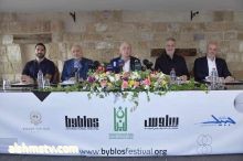 • مهرجانات بيبلوس تعلن برنامجها لهذا الصيف .. 2024       اعلنت "مهرجانات بيبلوس" في لبنان، بشخص رئيسها المحامي رافايل صفير ، من خلال مؤتمر صحفي عقدته لجنة المهرجانات ، عن إقامة 6 حفلات هذا الصيف تبدأ في 18 يوليو (تموز) وتختتم في 27 منه.