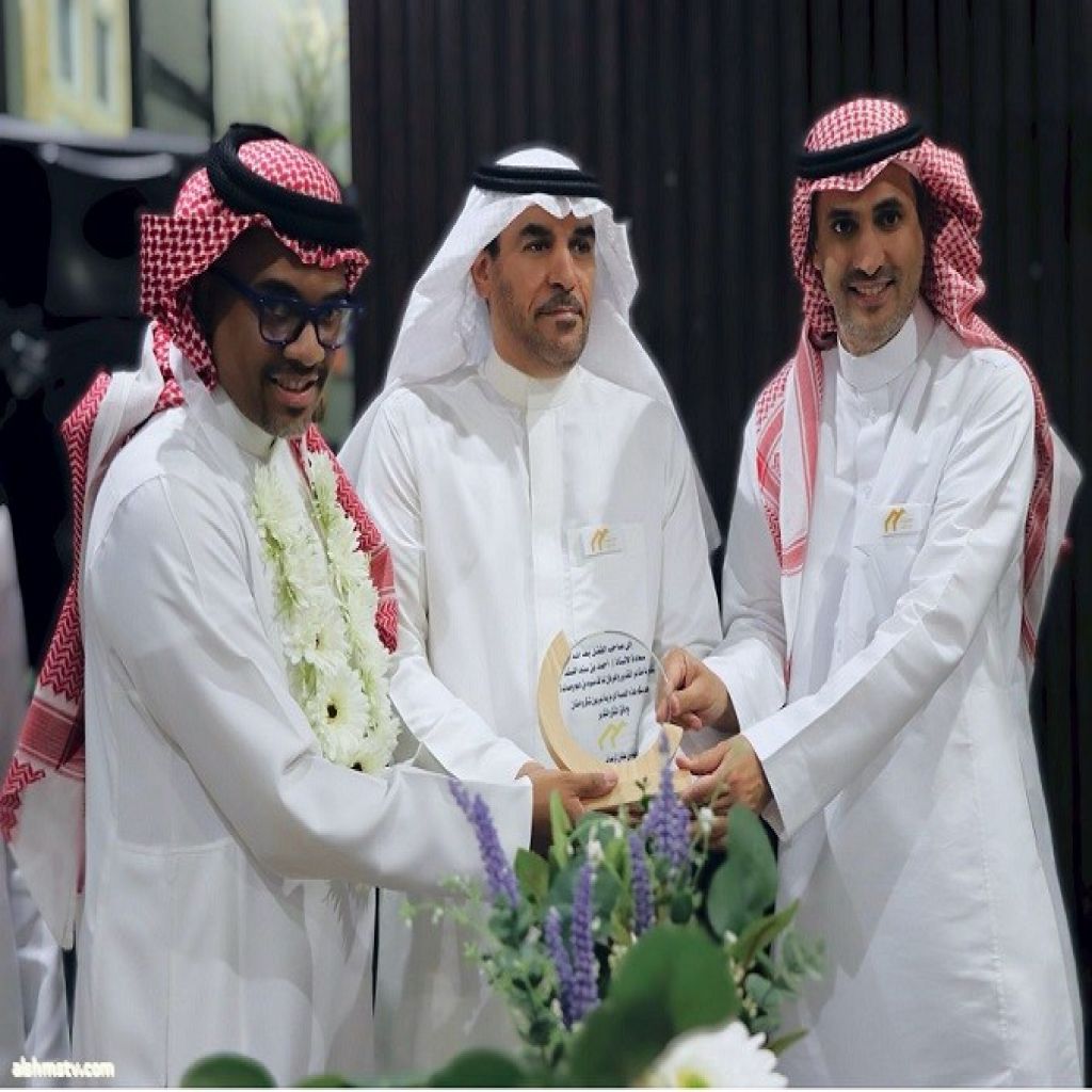 الابن المهندس عثمان عبد المحسن حكاية طموح لا يعرف الانكسار