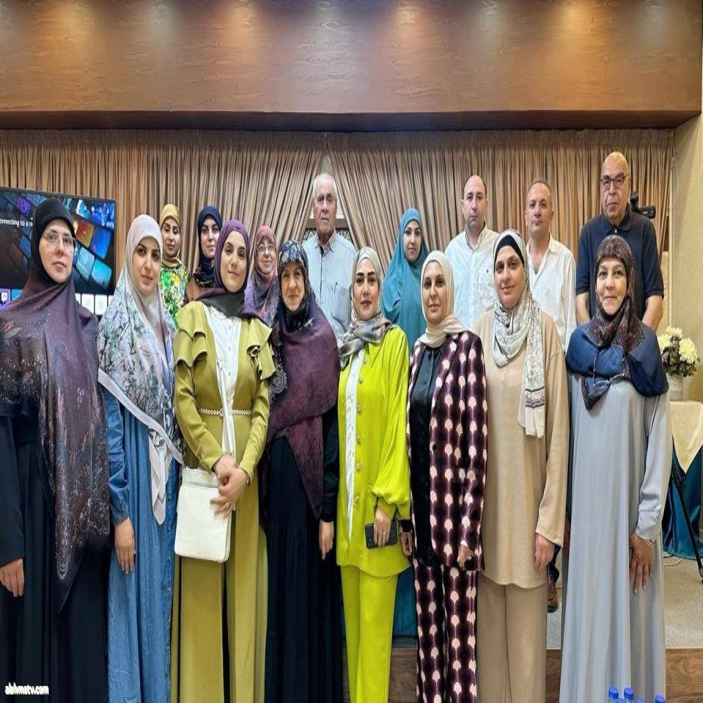Suzane Zaaiter في زمنٍ تتشابكُ فيه المفاهيم، وتغيبُ فيه البوصلة، ينهضُ العقل القرآنيّ شاهدًا ومُهتديًا، راسمًا معالم السّير بين العلمِ والأخلاق، بين المعرفةِ والهِداية، بين الفكرةِ والسّلوك.