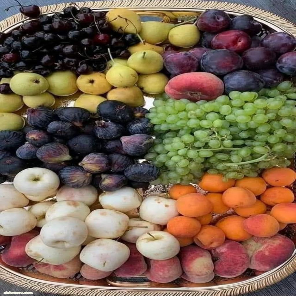 (نبوءة العطر )  يا من نطقتَ، وفي نُطقِ الهوى سَكَنُ