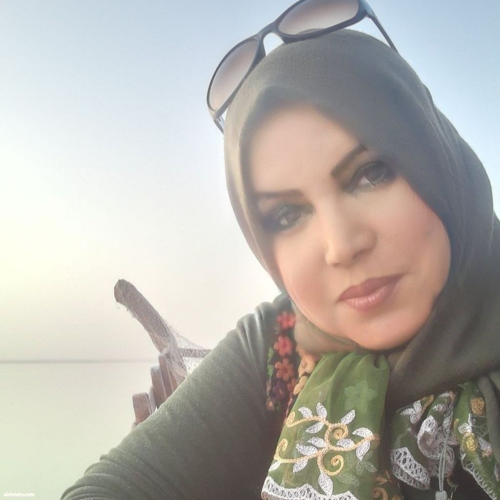 Rabia Mars نحن قوم نتقن العداء ونتفنّن في تهميش بعضنا .. نحن قوم لا يحلو لنا النّجاح إلّا بتحطيم بعضنا ..