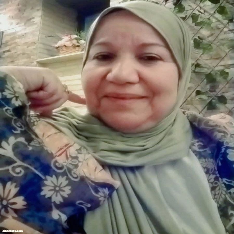 نور الحياه لا تطارد السعادة لكن بدل من ذلك استمتع بحياتك مهما تقدم بك.العمر