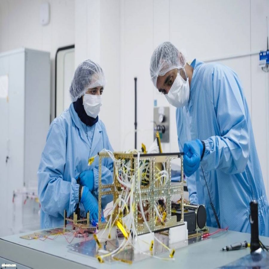 مركز محمد بن راشد للفضاء يُعلن جاهزية القمر الاصطناعي «فاي-1» للإطلاق غداً