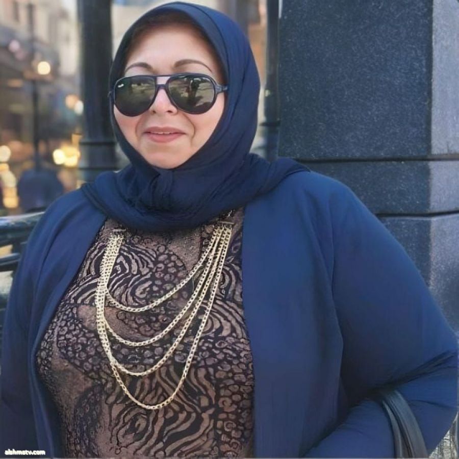 ✍️ سألنى من أنتى يا سيدتى..؟Laila Elhendawy