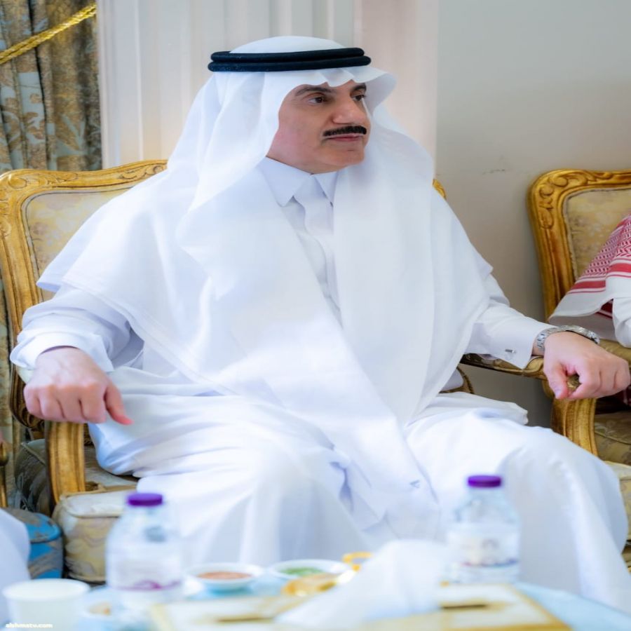 "ديوانية الراجحي… لقاء علمي وخيري يعكس أصالة القيم وروح المجالس"  جده   عبدالعزيز الانديجاني