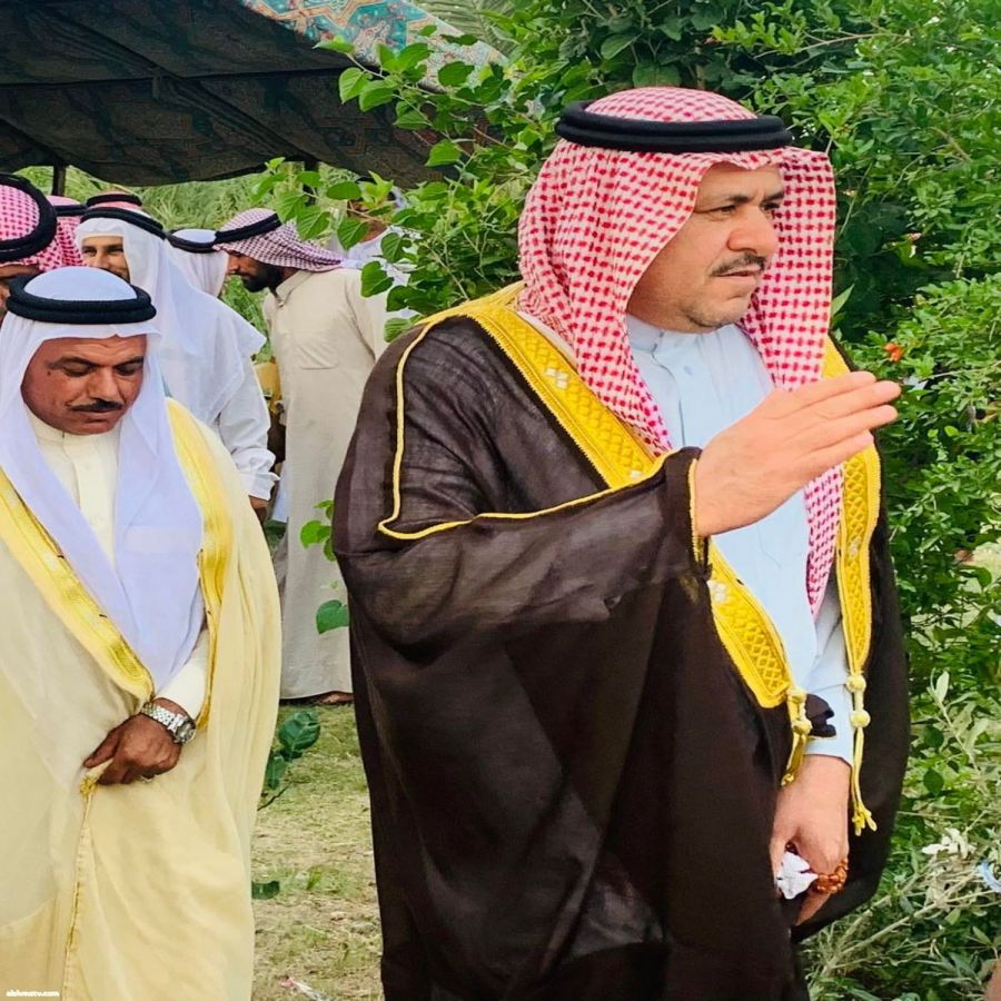 الشيخ العام المهندس أركان الطرموز شيخ عام قبيلة البومرعي الدليميةزيارة الشيخ العام إلى أفخاذ عشيرة البومرعي في ناحية الجزيرة – الكرمة (فخذ البعبو وفخذ البوصالح خليفة للاطلاع على أحوالهم ومشاكلهم)