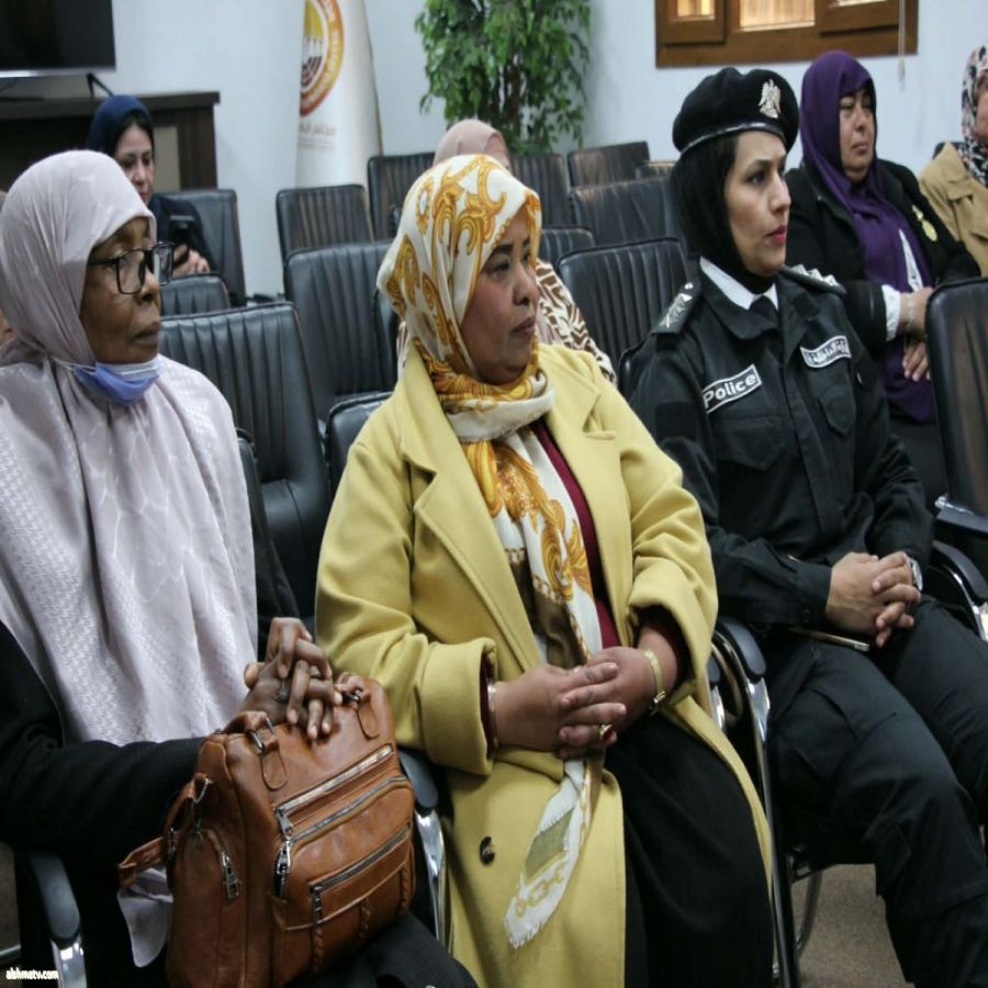 جلسة حوارية " خارطة مسؤولية مدبرات المنازال بين الواجبات ودور الموسسات "  ريم العبدلي ليبيا