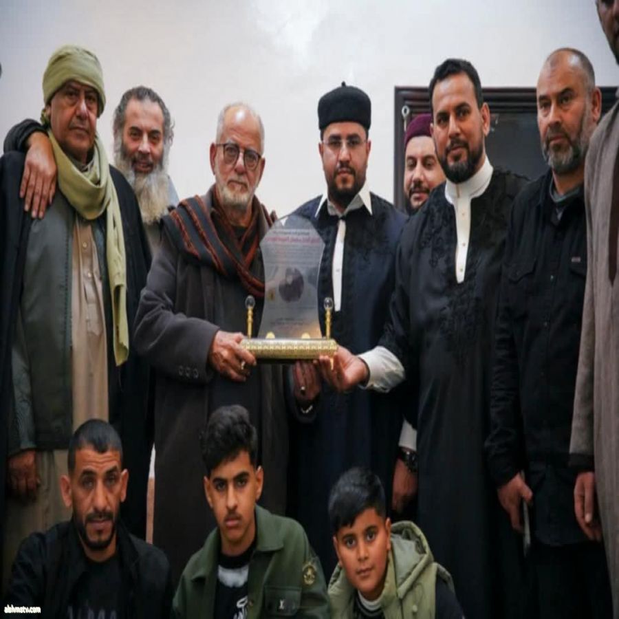 رئيس الهيئة يعايد ويكرّم أسرة الغنّاي الراحل سليمان الشريمة العبدلي  ريم العبدلي ليبيا