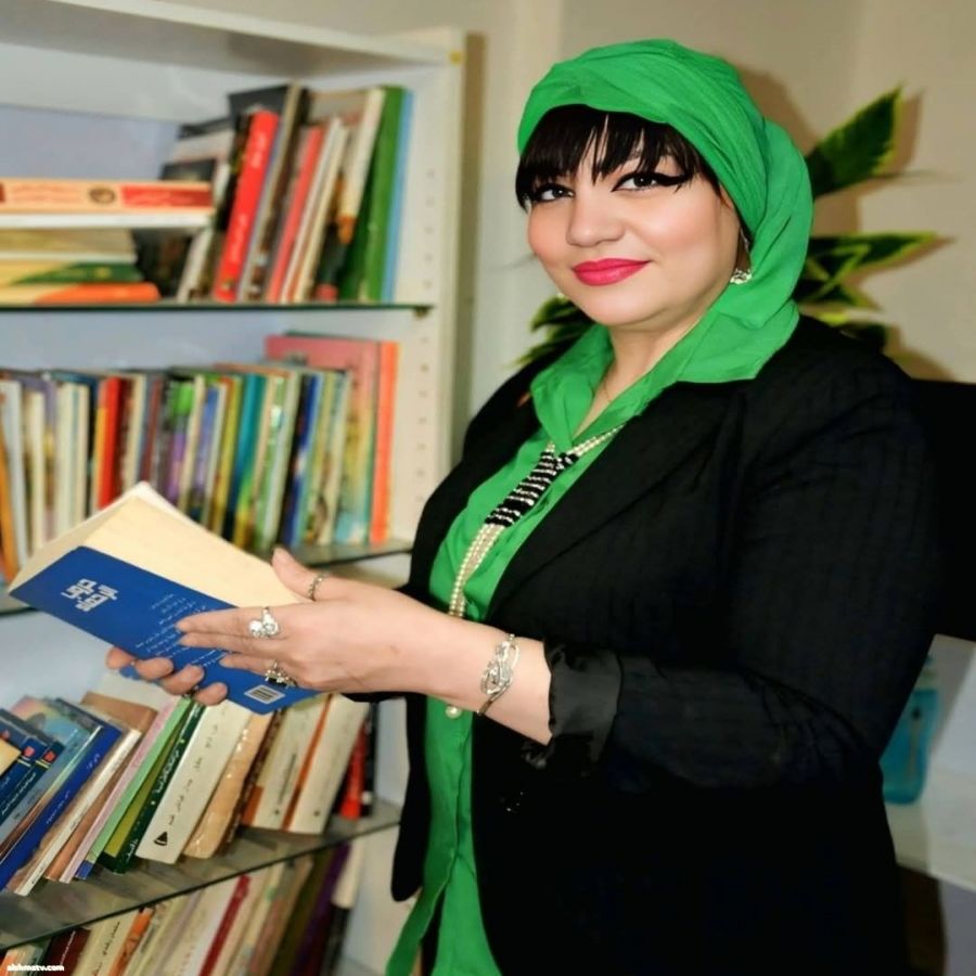Seham Alzyry الشاعرة البورسعيدية ا.فاتن متولي  رئيس النقابة الفرعية  لاتحاد كتاب مصر  فرع بورسعيد