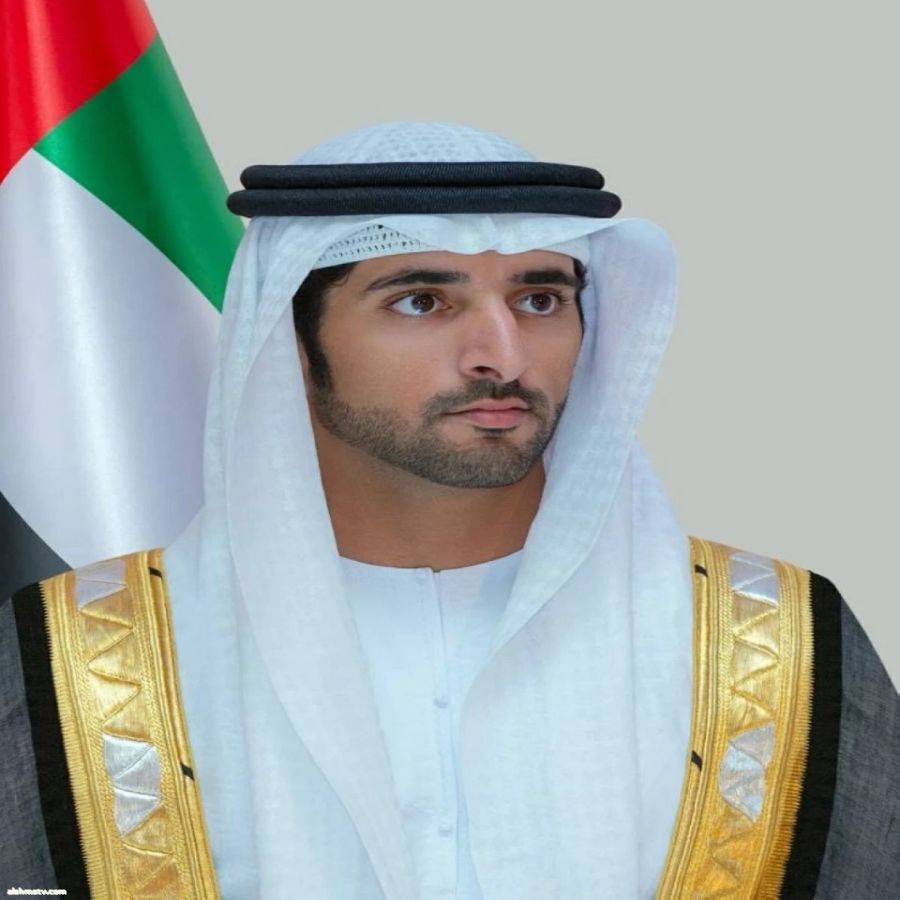 حمدان بن محمد: نفخر بإنجازات المرأة الإماراتية