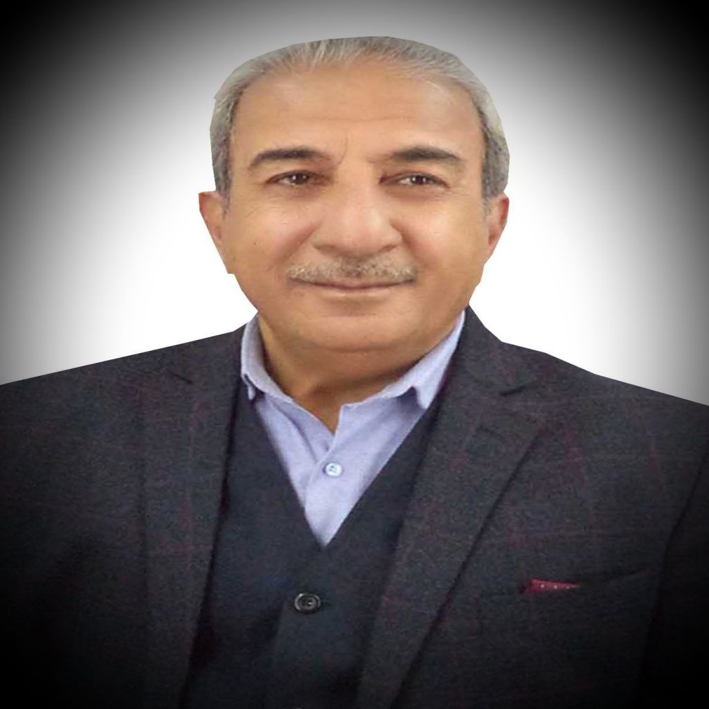 مقتطفات من سيرة الكاتب محمود نجم عبدالله